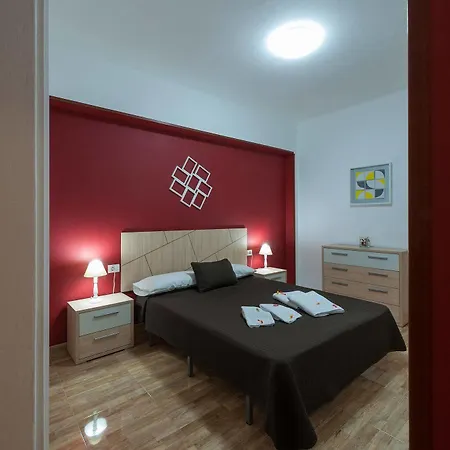 Vacacionales Palmas Urban Center * Лас-Пальмас-де-Гран-Канарія
